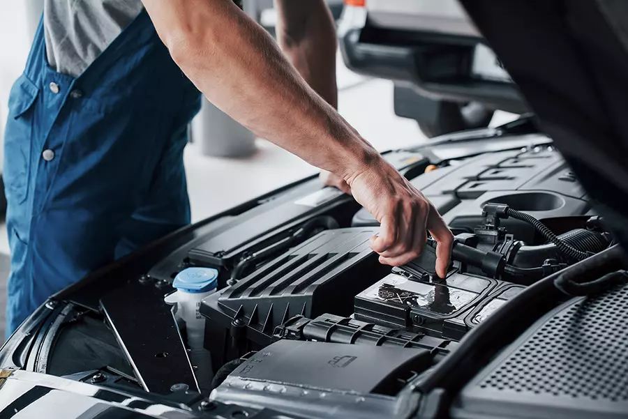 Tagliando auto a Breda di Piave per qualsiasi marchio o brand di automobili - Autofficina Autoesse - Treviso